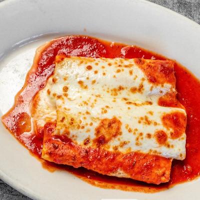 Baked manicotti.