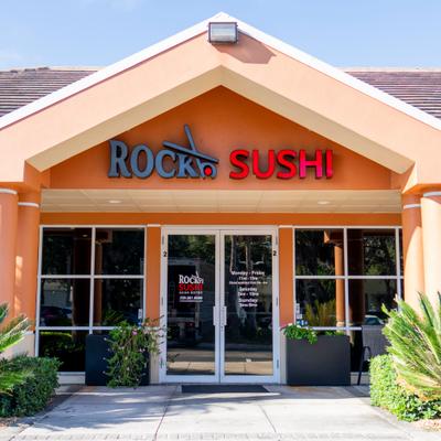 Front of Rock'n Sushi.
