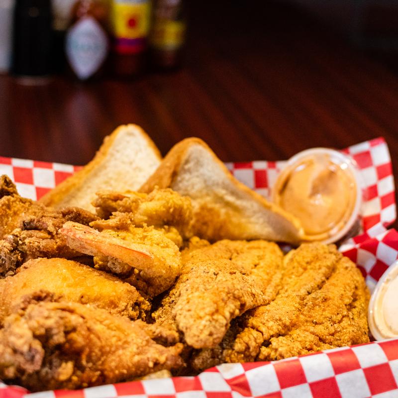 Aunt Goldie's Cajun Fried Wings photo