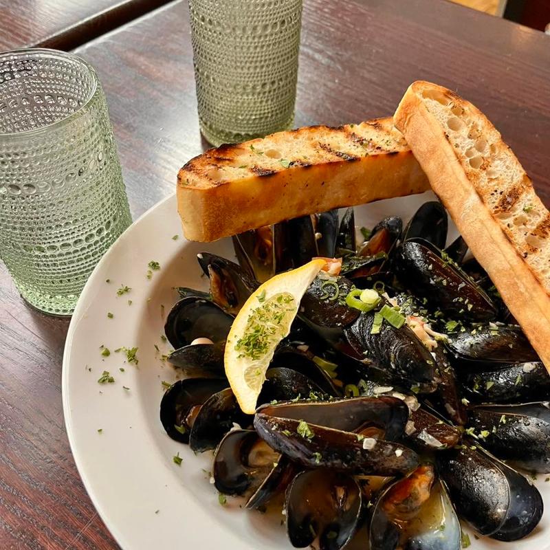 menu item 12 of 25, Mussels