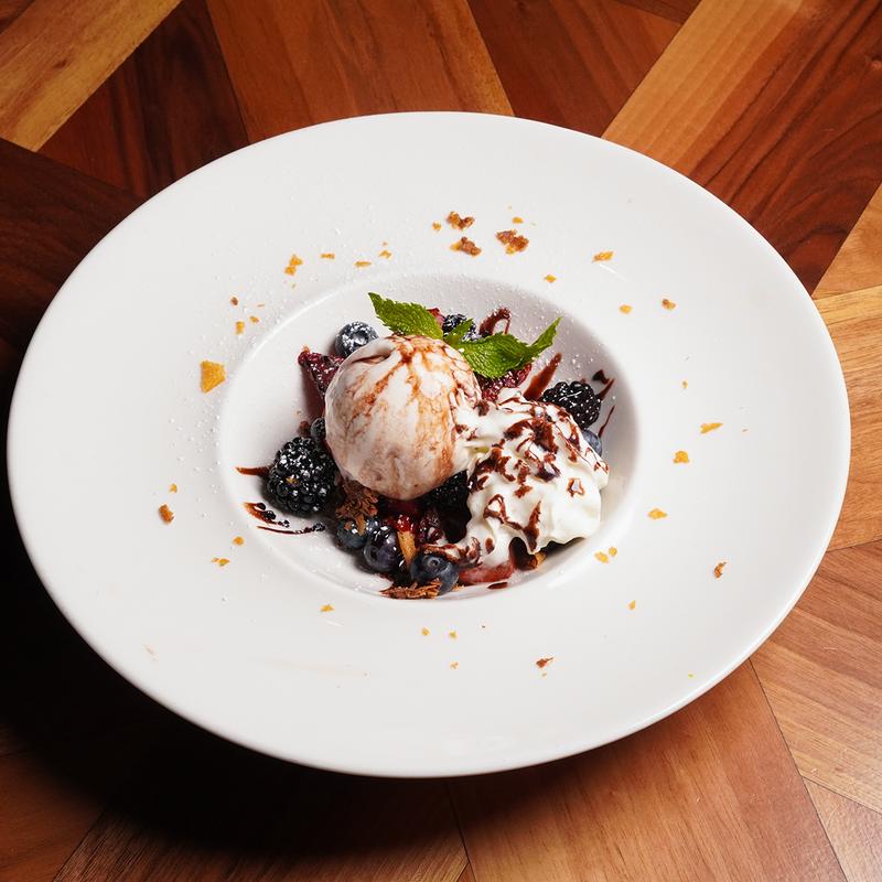 Ice Cream Sundae photo