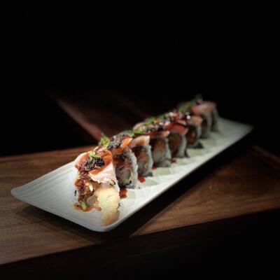 Spicy tuna and shrimp tempura sushi roll.