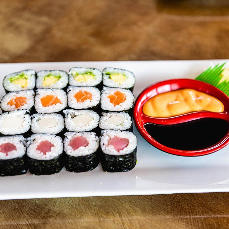 Four Seasons Roll (RF) photo