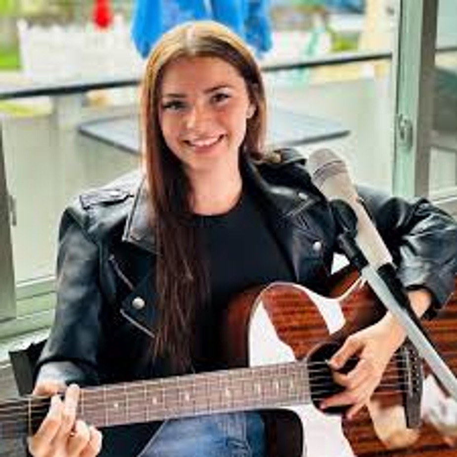 Live Music with Neeley Luna event photo