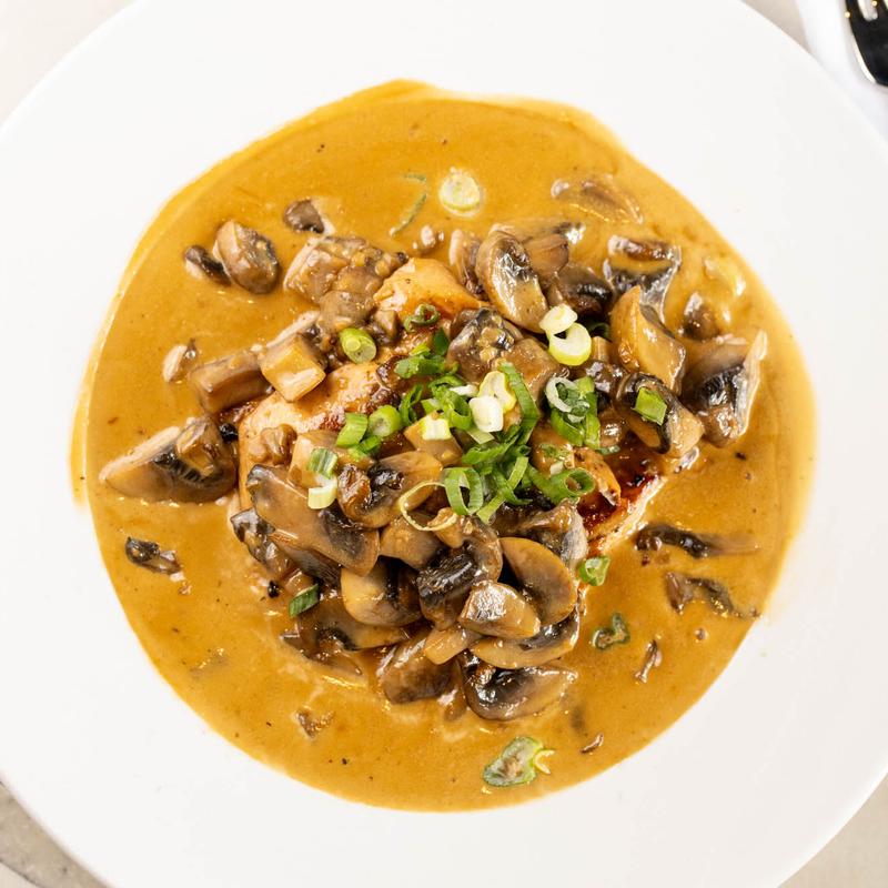 Chicken Marsala / Frango Marsala photo