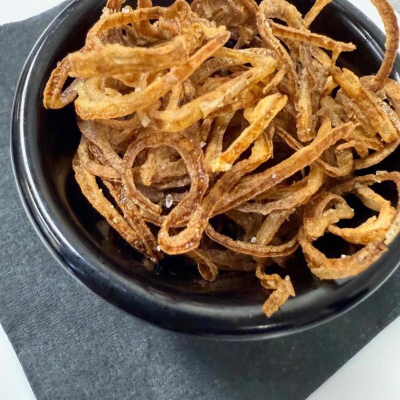 Crispy shallots photo