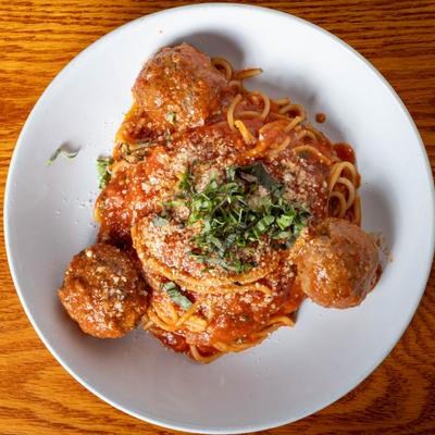 Spaghetti and Meatballs in tomato sauce.