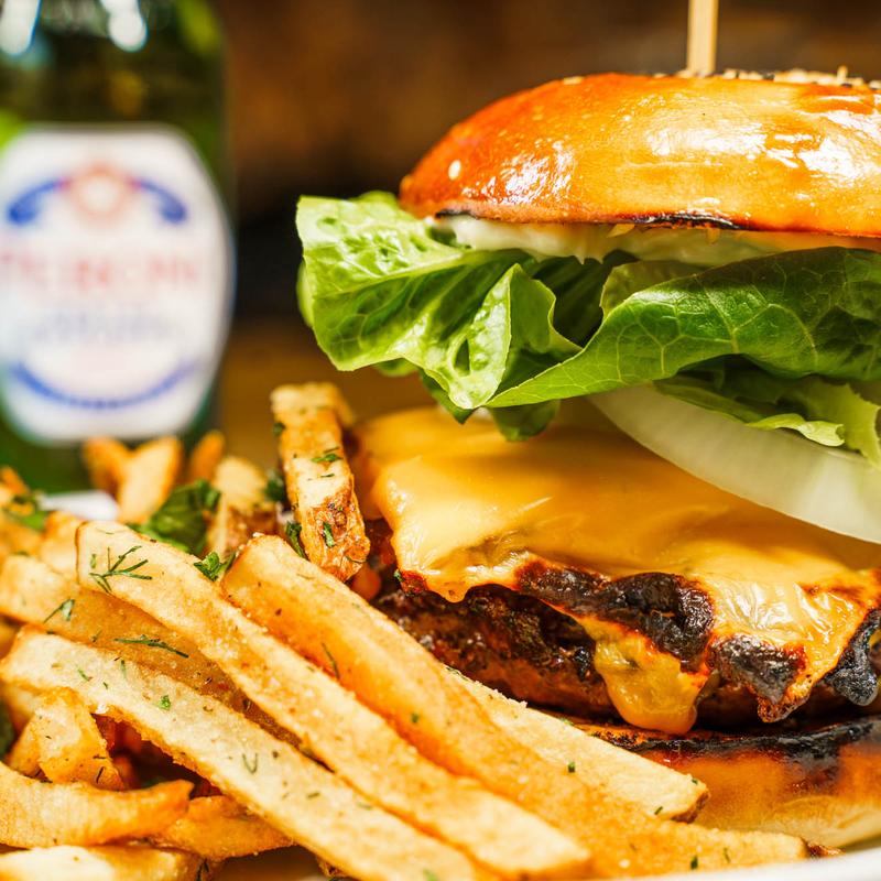 Cheeseburger Americano photo