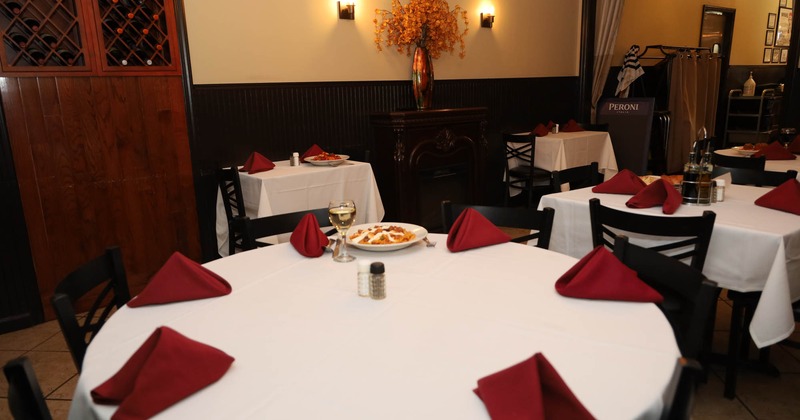 Interior, round table set up