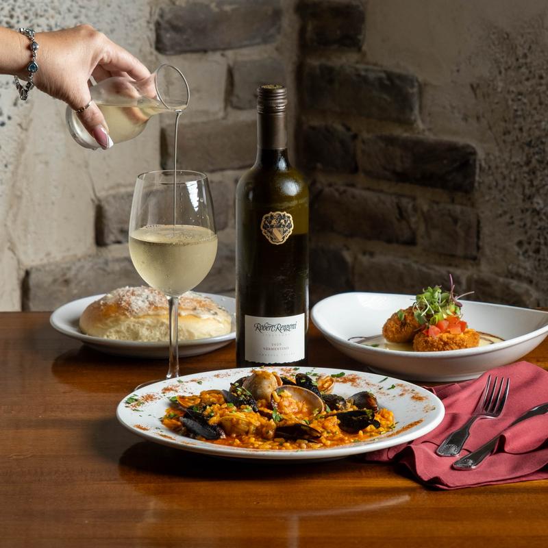 menu item 8 of 10, Risotto Clams & Mussels