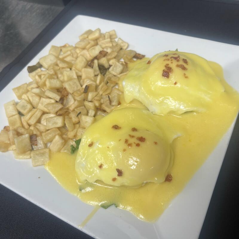 Bacon Tomato & Spinach Benedict photo