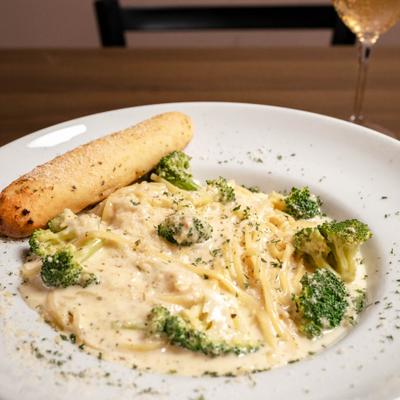 Chicken Broccoli Alfredo.