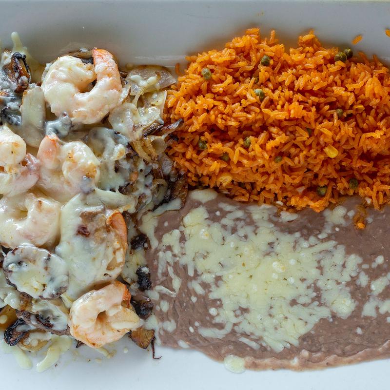 Steak con Camaron photo