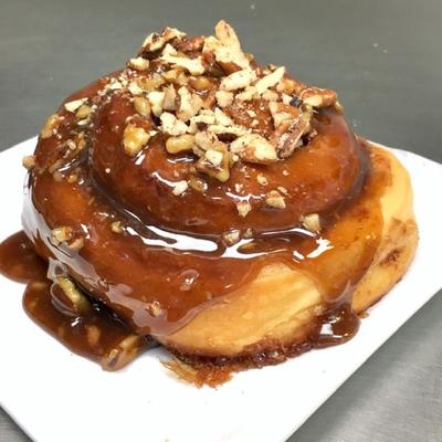 Caramel pecan roll