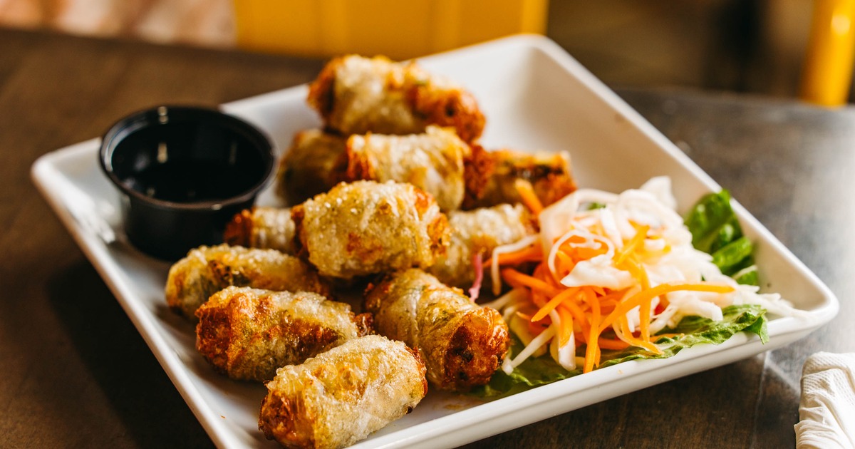 District six wontons