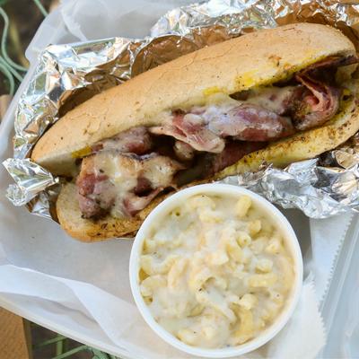 Pastrami sandwich and mac and cheese.