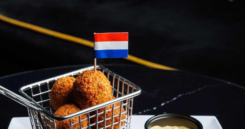 Fried breaded beef gravy spheres