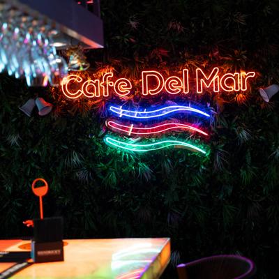 Neon Cafe Del Mar wall sign.