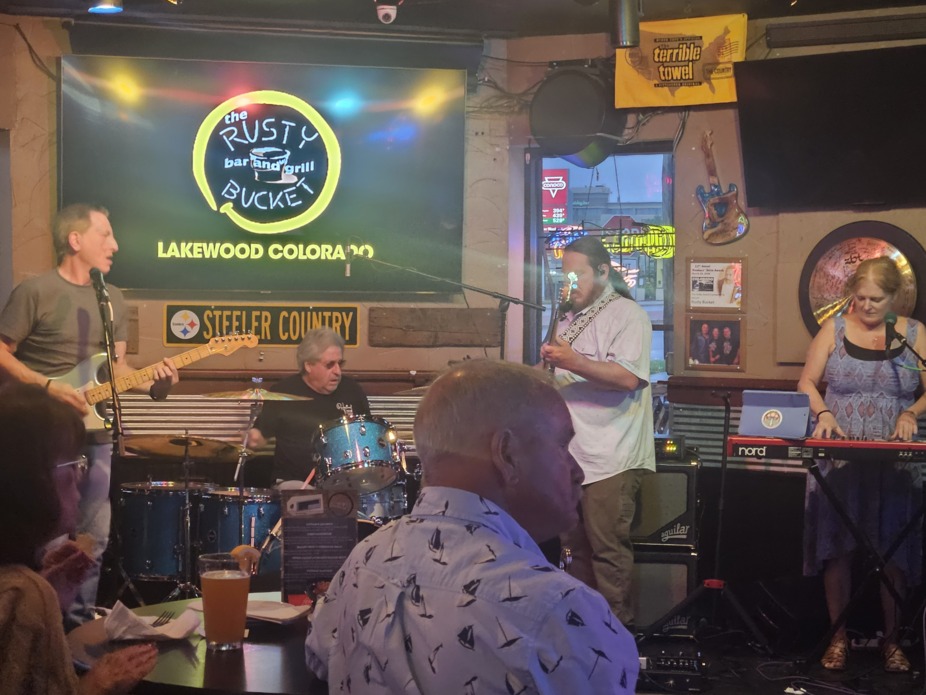 KDog & The Howlers (7:00-10:30) event photo