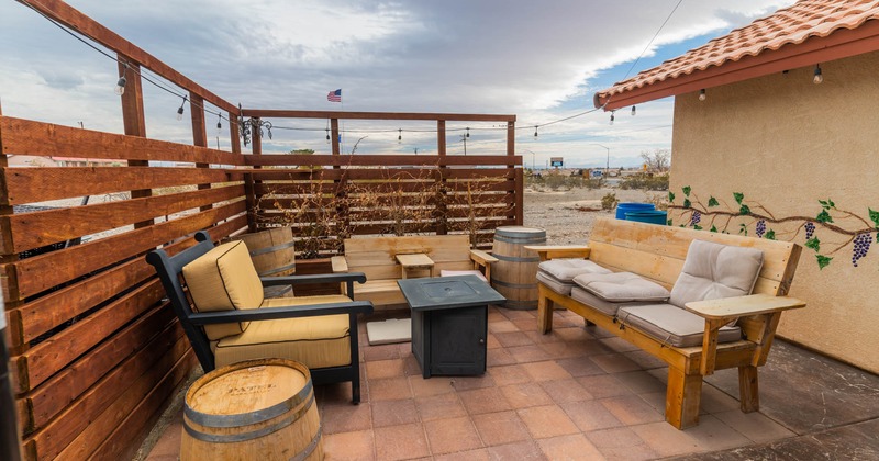 Exterior with guest seats