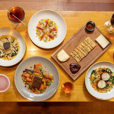 Entrees, drinks and appetizers at Southpark Seafood