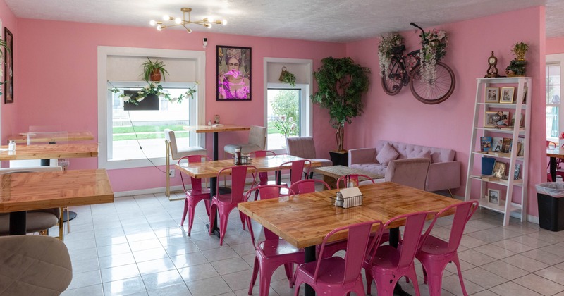 Interior, tables and seats