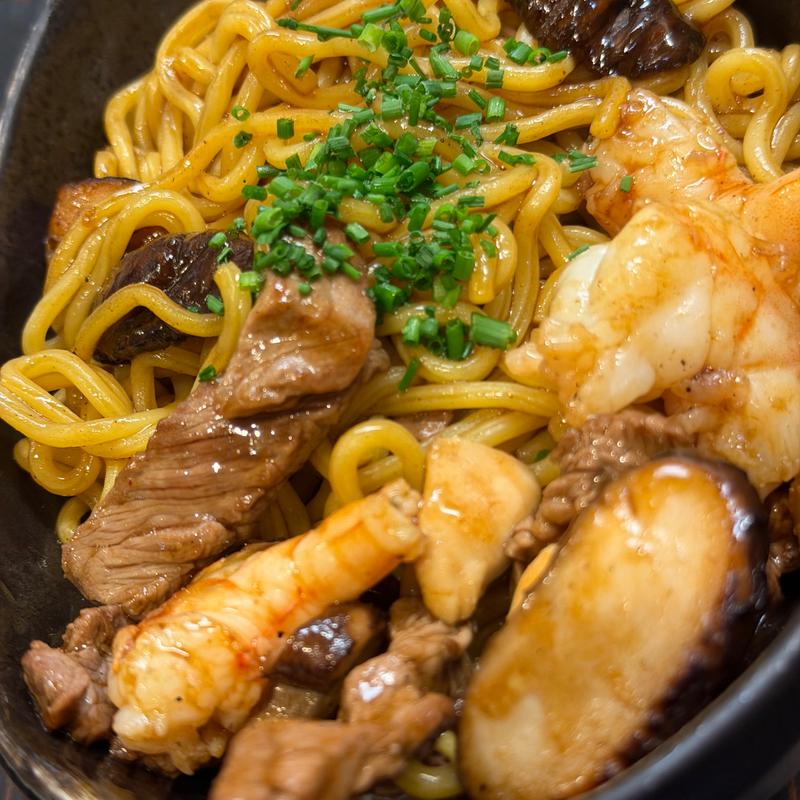 Japaneiro Special Yakisoba photo