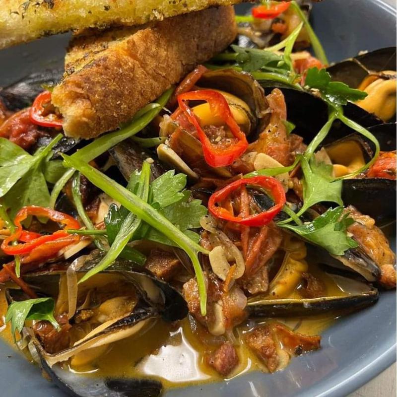 White Wine Steamed Mussels photo