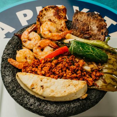 Molcajete Mar Y Tierra photo