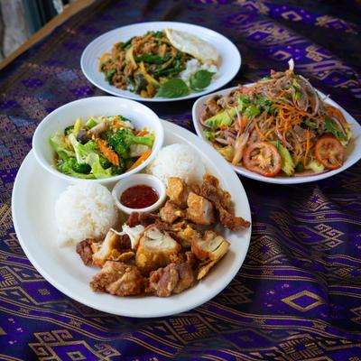 Multiple dish plates.