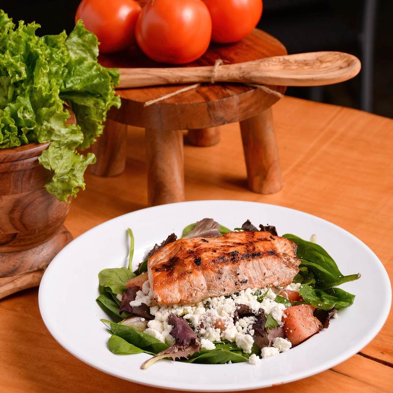 Grilled Salmon Salad photo