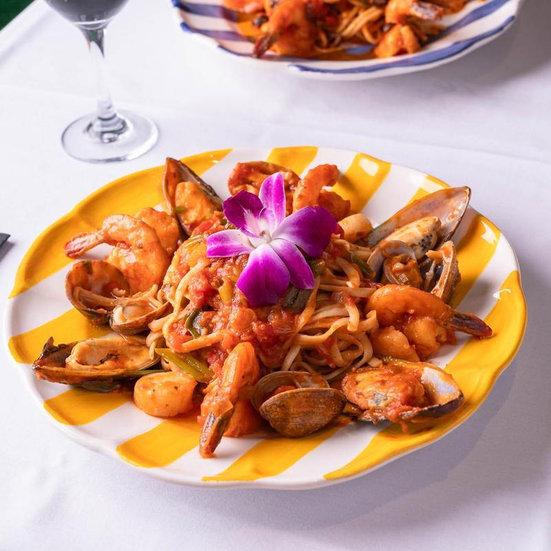 Linguine Di Mare photo