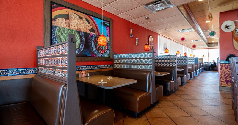 Dining area, private booth tables