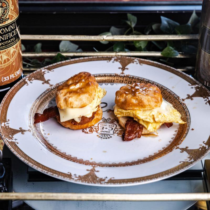 menu item 6 of 12, Squire