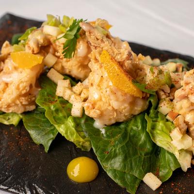 Niki’s Crispy Shrimp served with Cabbage and Crack Sauce