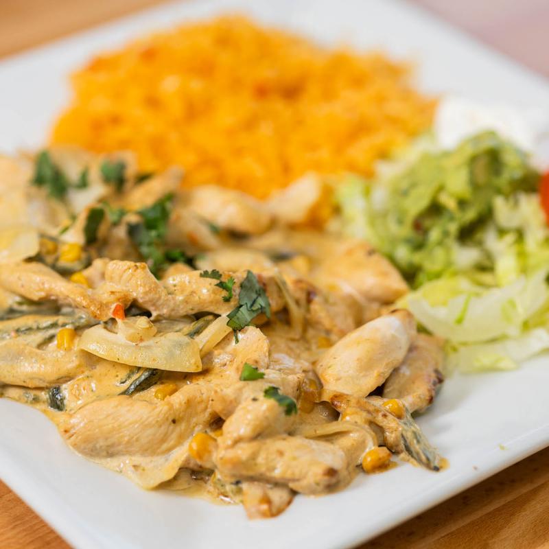 menu item 6 of 7, Pollo en Rajas Poblanas