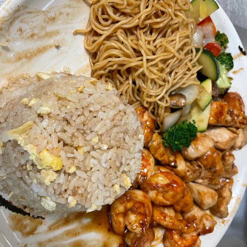 Hibachi Chicken and Shrimp Platter photo