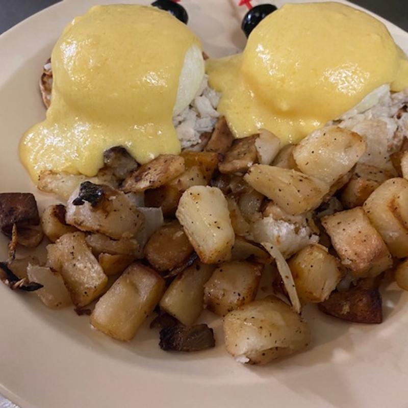 Crab Benedict* photo