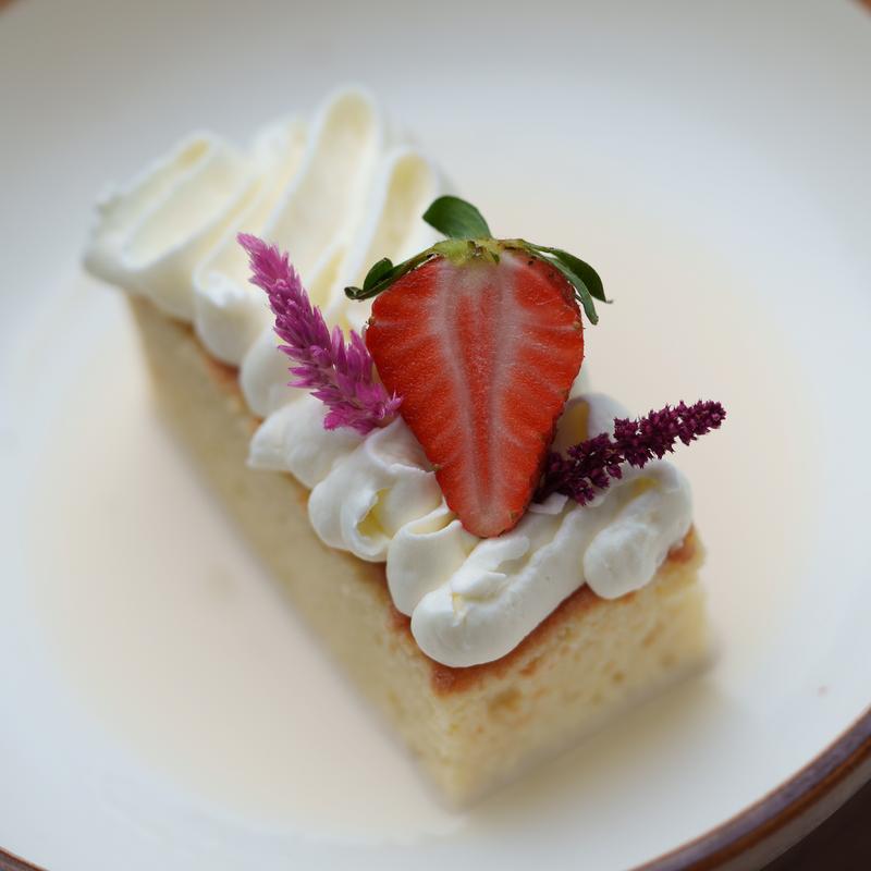 menu item 109 of 116, Tres Leches Cake