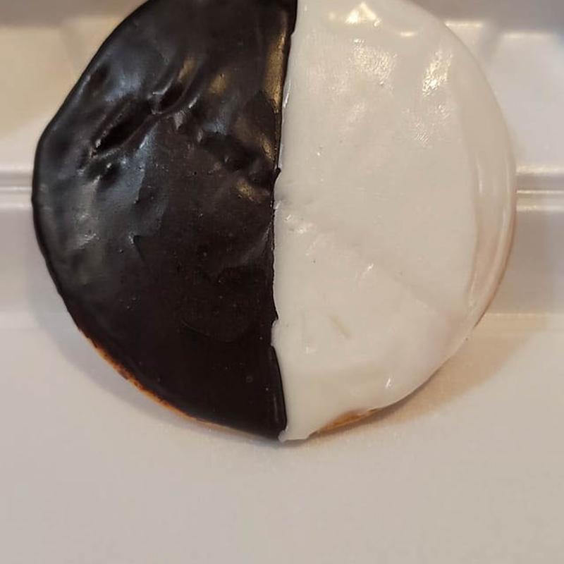 Black & White Cookie photo