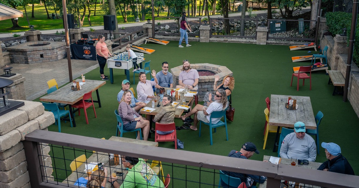 Patio ambiance