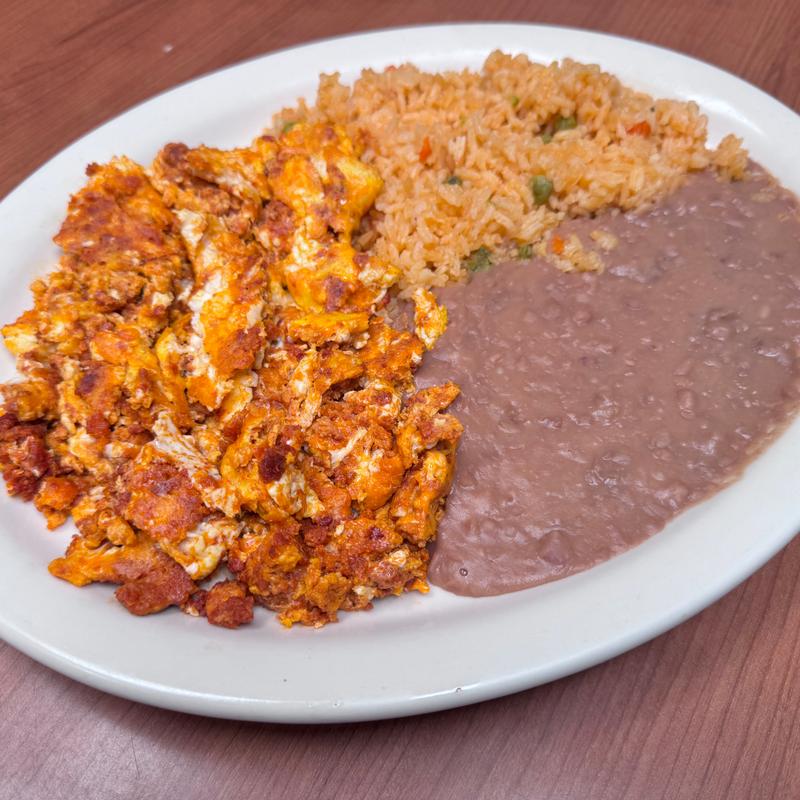 Chorizo Con Huevos photo