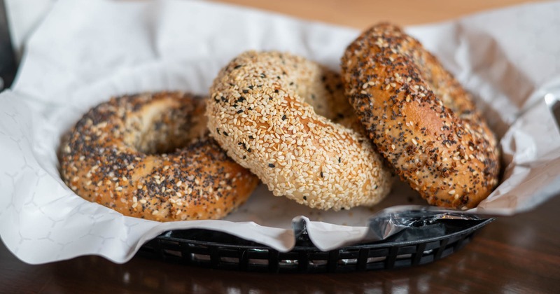 Seeded bagels