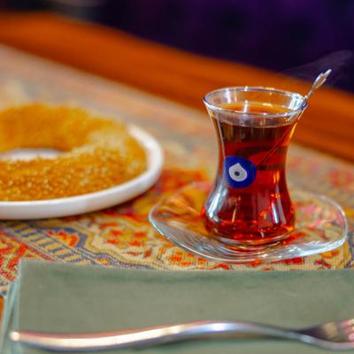 Plain Green Tea and pastry.