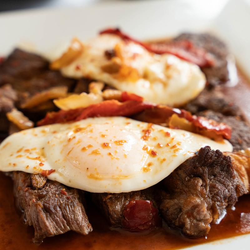 menu item 4 of 5, Bife à Regional com Batata ou Arroz e Salada