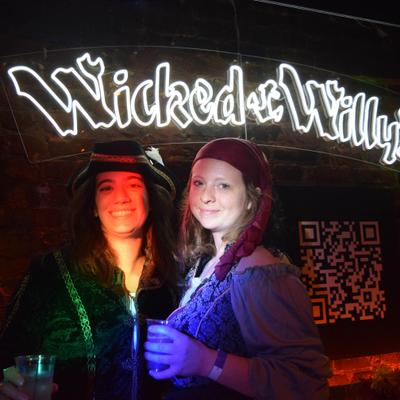 gallery photo number 451