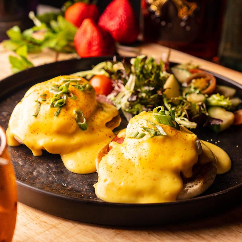 Eggs Benedict photo