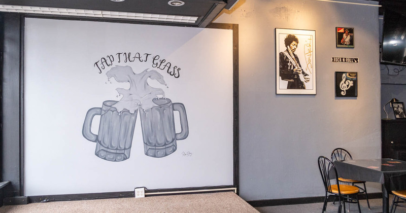 Pictures as wall decorations