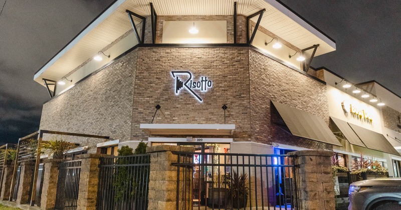 Exterior, front view to the entrance of restaurant