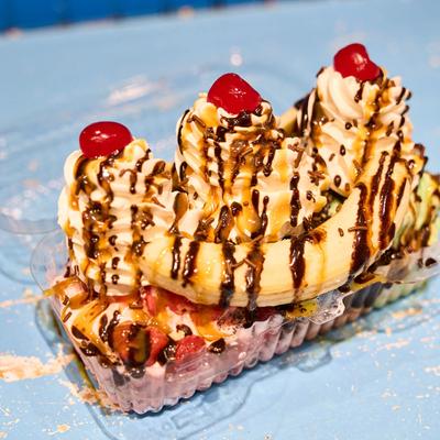 Banana split sundae.